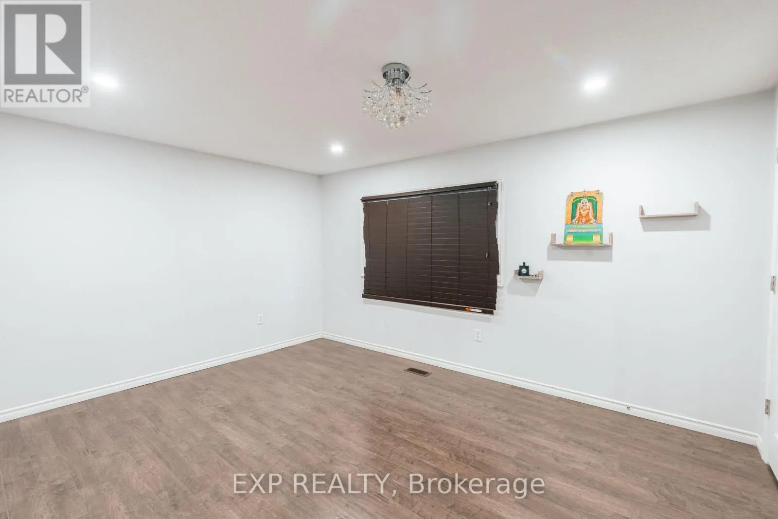 57 - 399 VODDEN STREET E