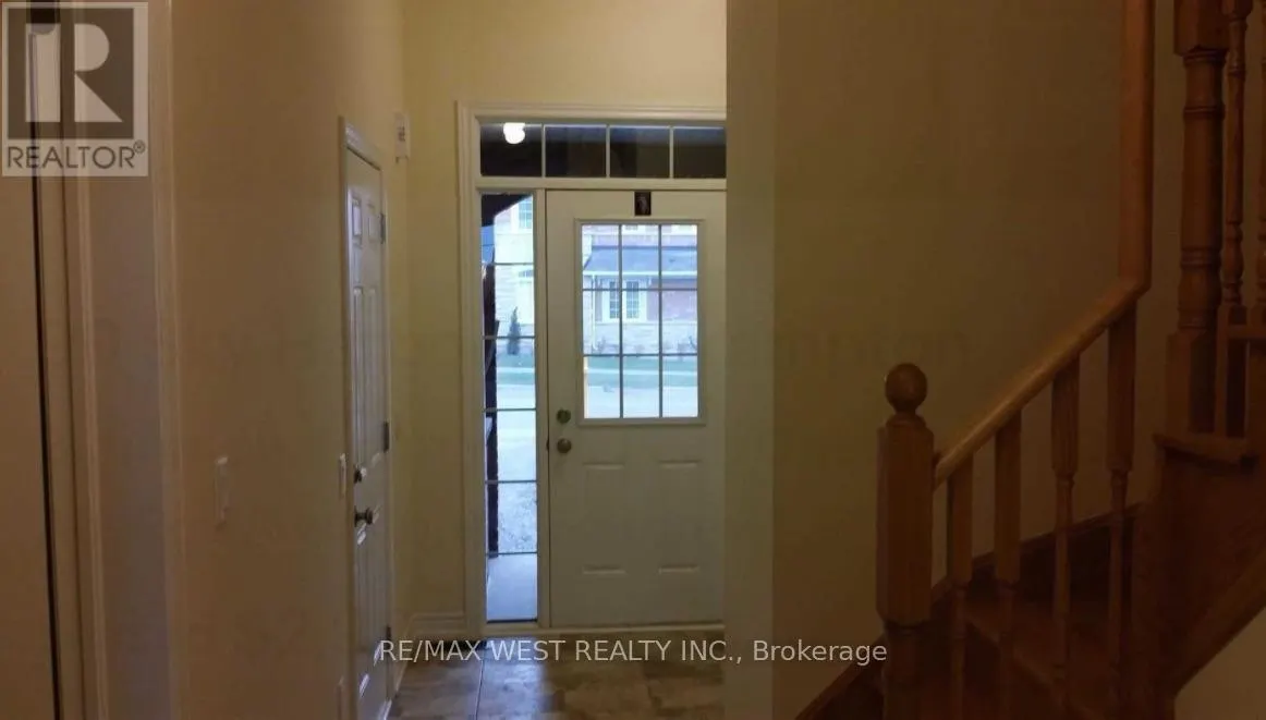 90 SKY HARBOUR DRIVE