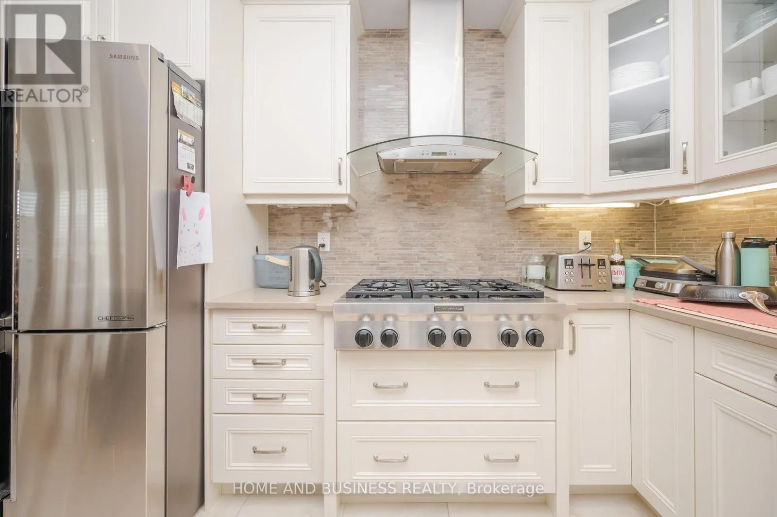 3357 MINTWOOD CIRCLE