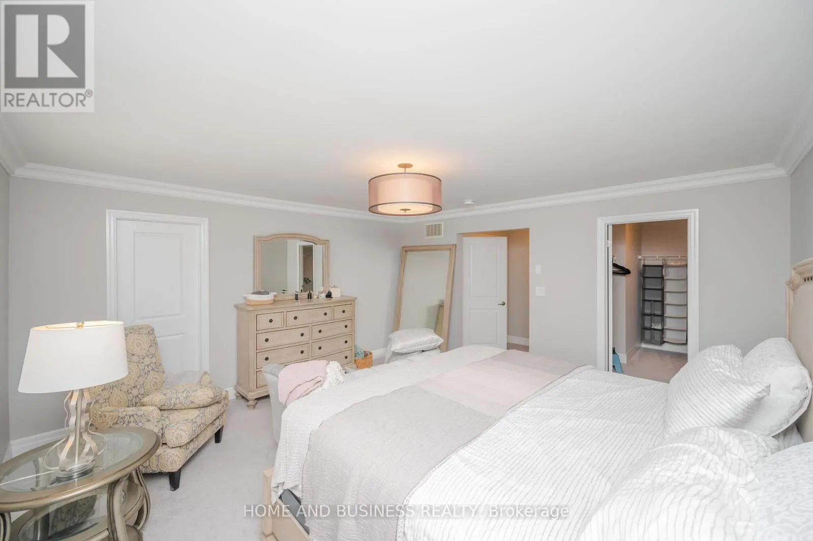 3357 MINTWOOD CIRCLE