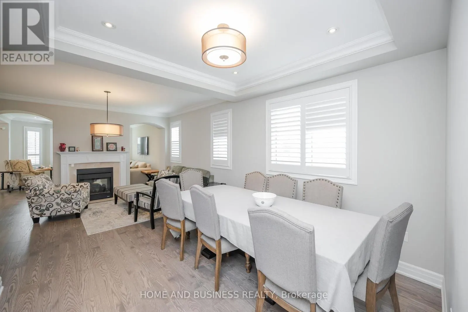 3357 MINTWOOD CIRCLE