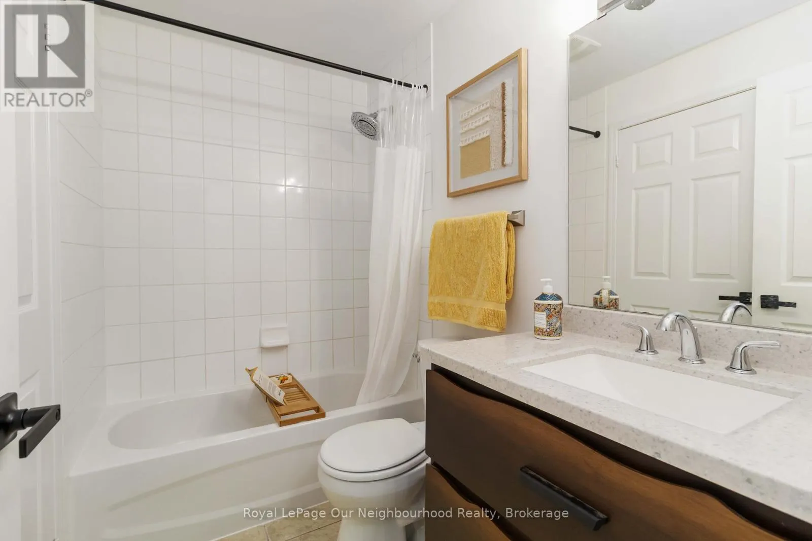 201 - 3075 THOMAS STREET, #201