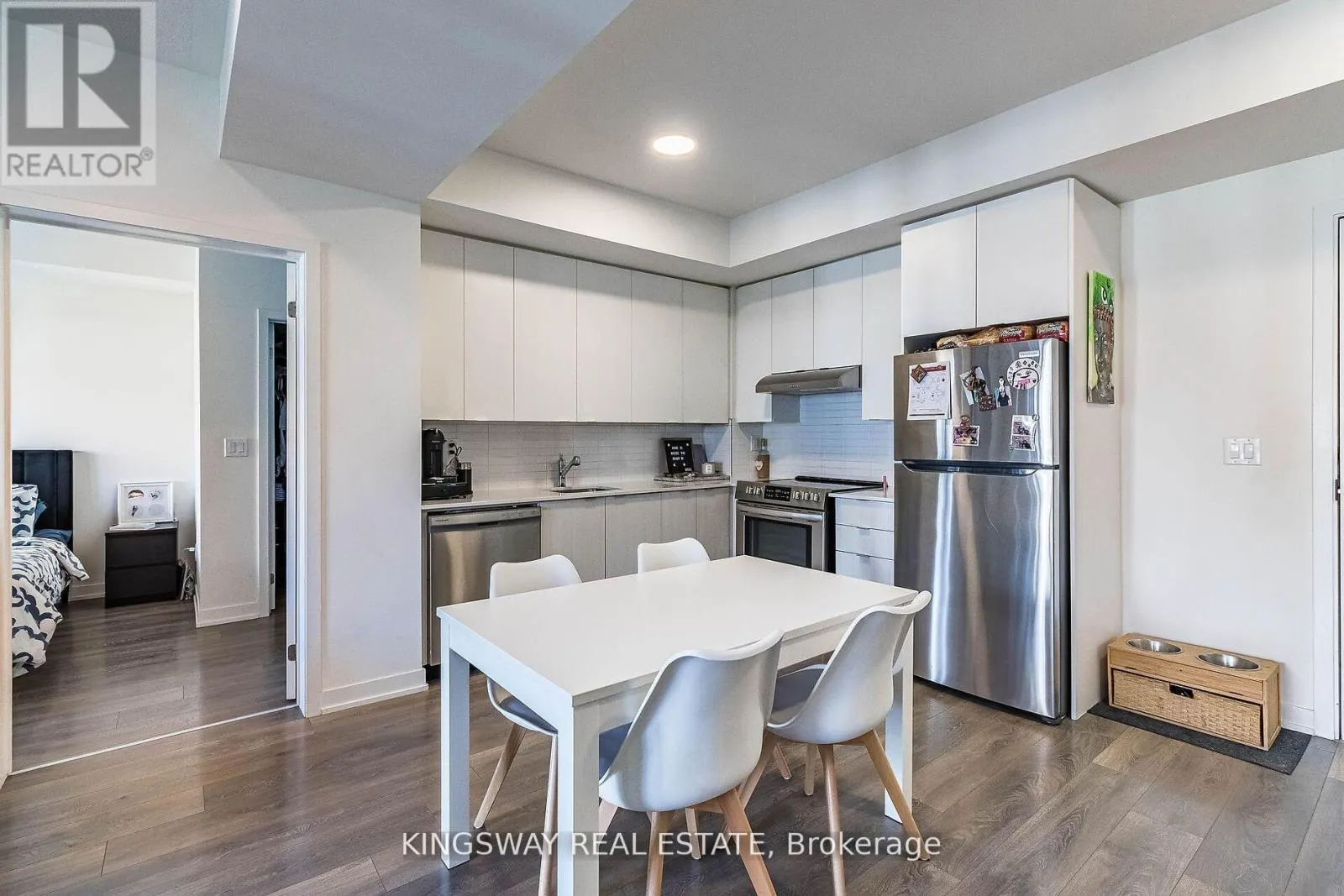 304 - 120 CANON JACKSON DRIVE