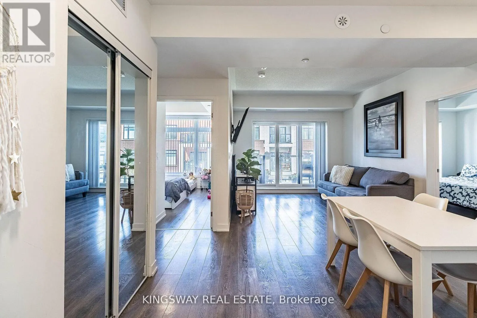 304 - 120 CANON JACKSON DRIVE