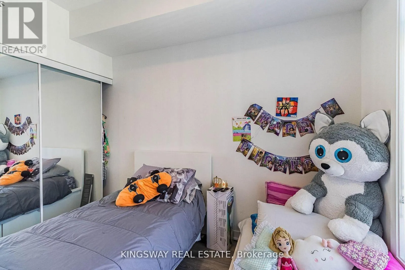 304 - 120 CANON JACKSON DRIVE