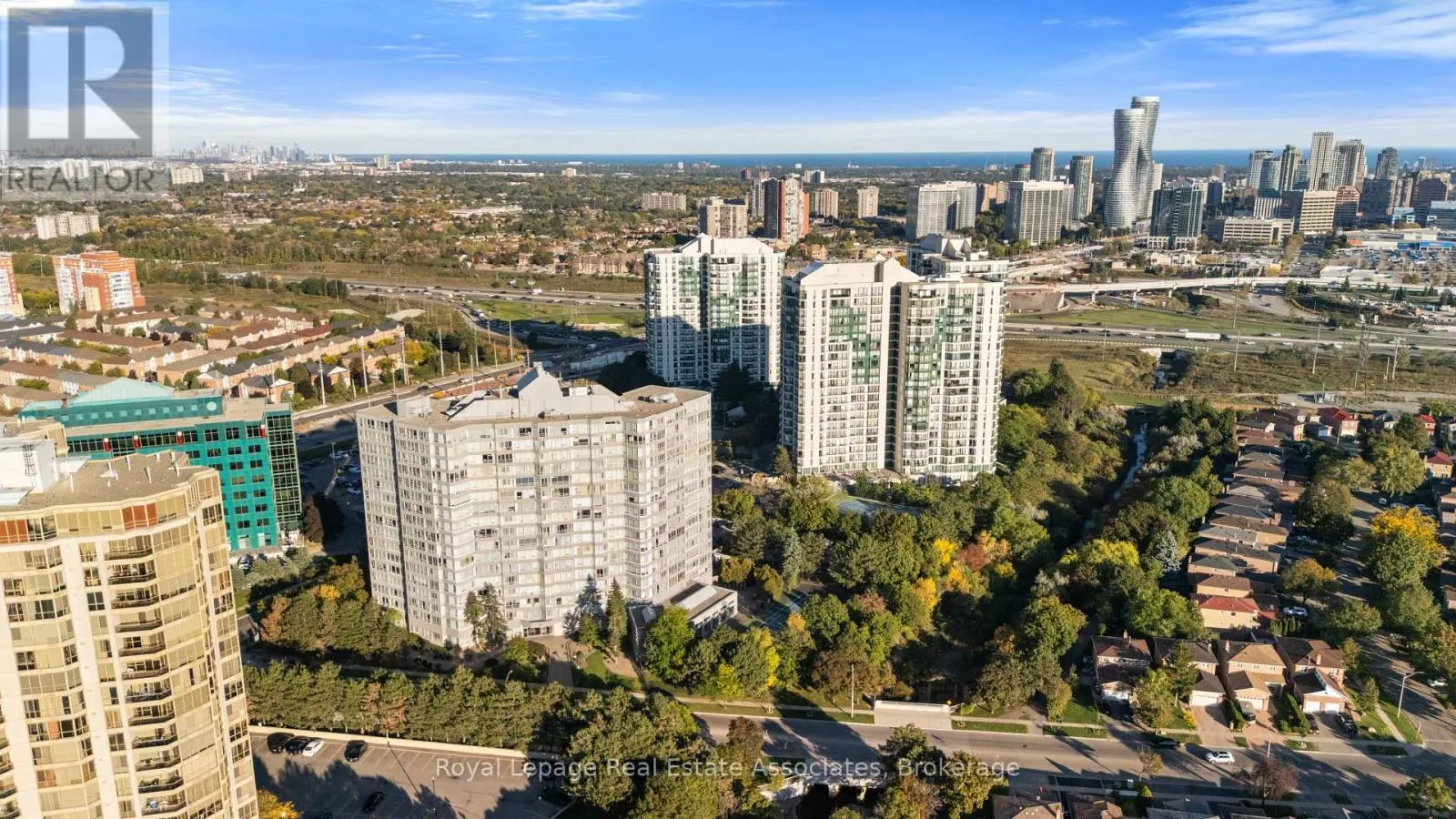 1206 - 50 KINGSBRIDGE GARDEN CIRCLE