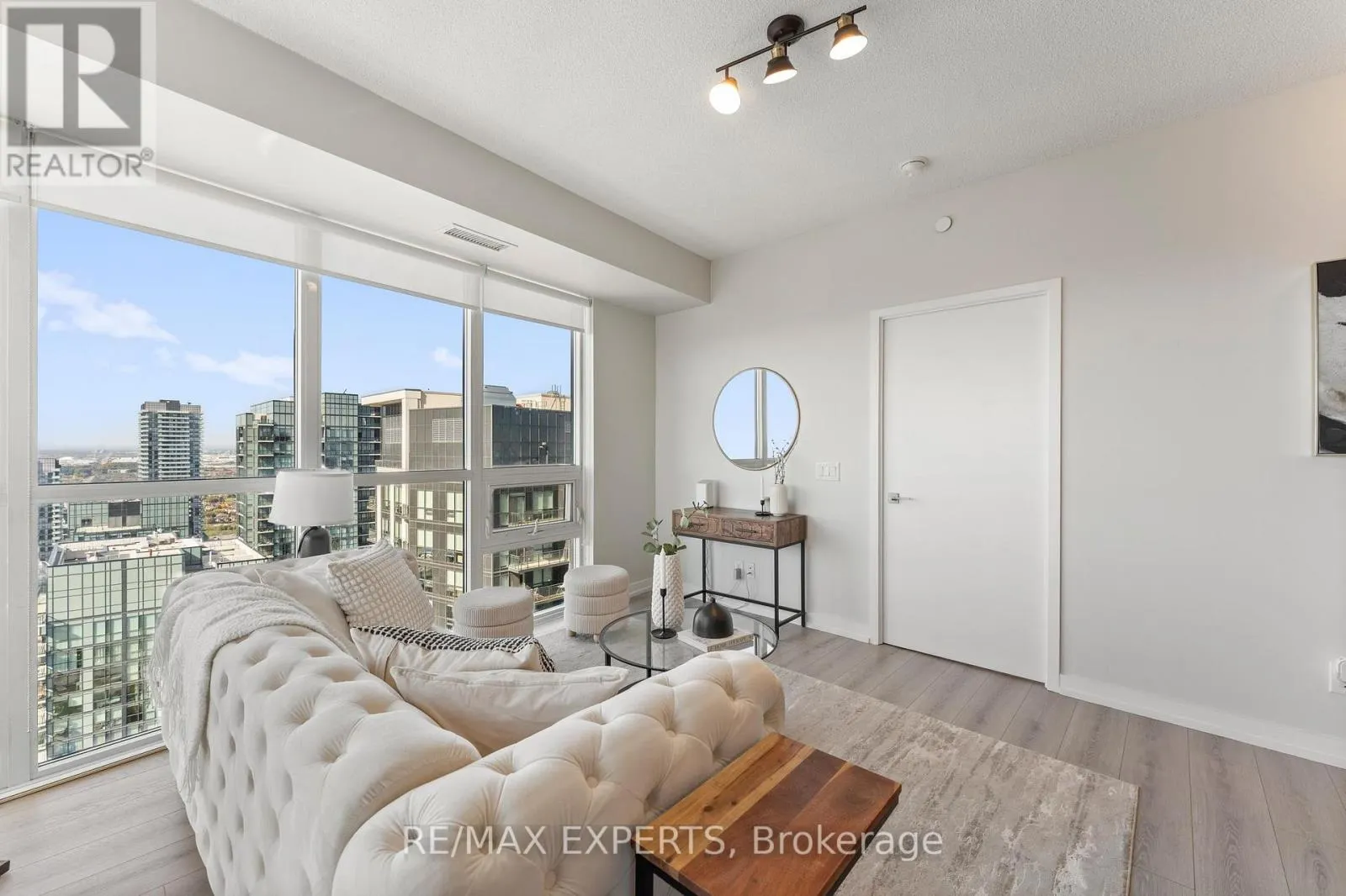4502 - 4011 BRICKSTONE MEWS