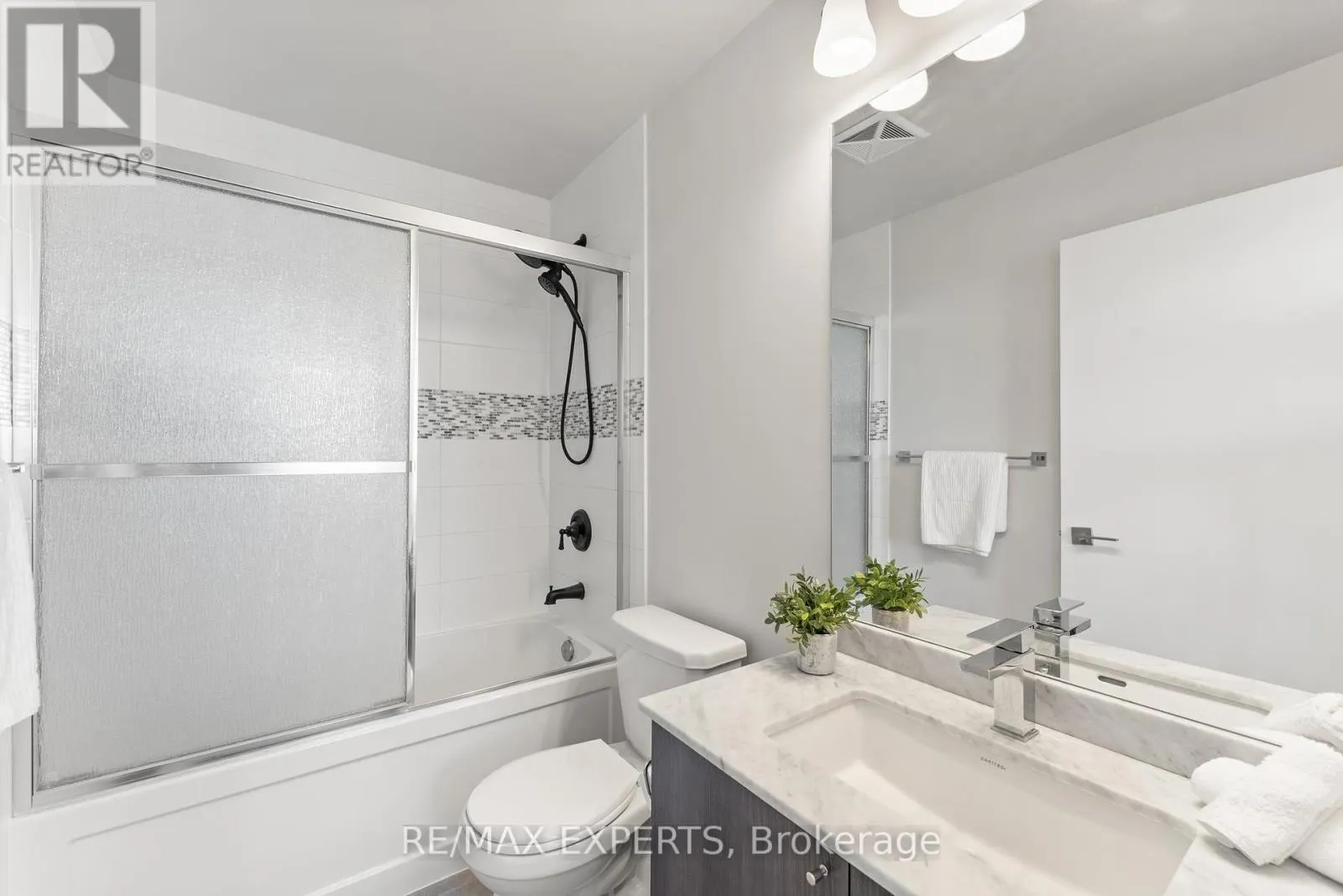 4502 - 4011 BRICKSTONE MEWS