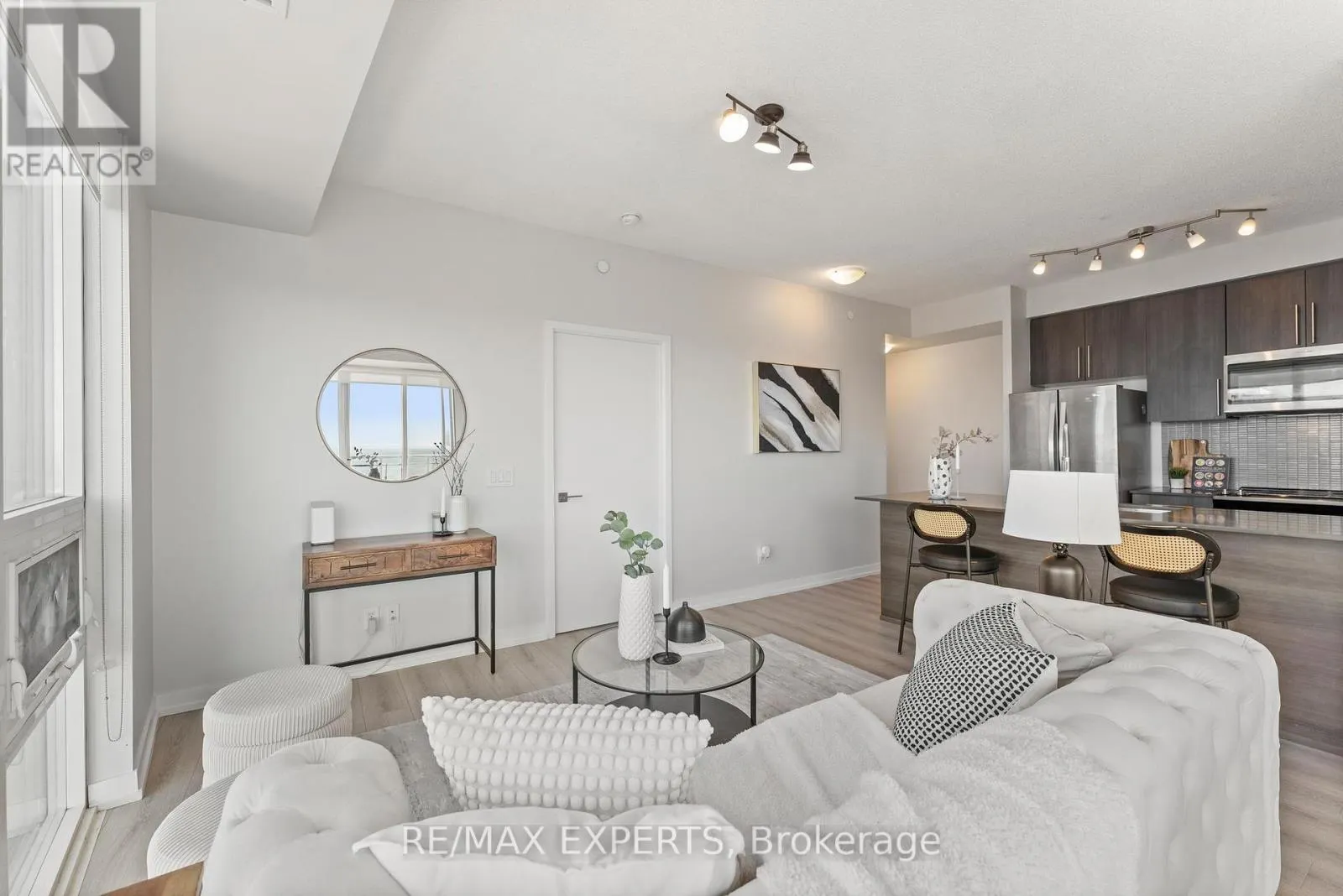 4502 - 4011 BRICKSTONE MEWS