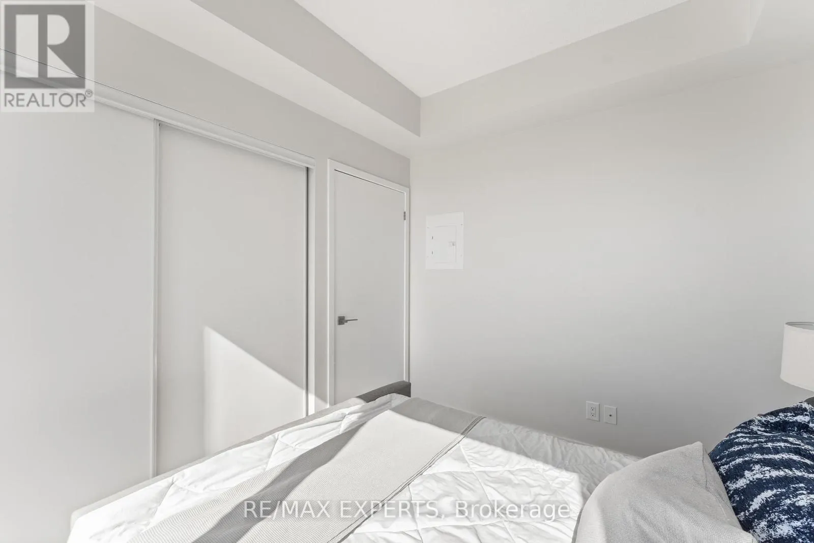 4502 - 4011 BRICKSTONE MEWS
