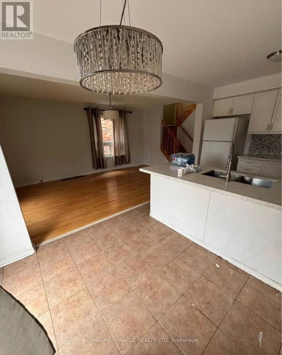 114 BOTAVIA DOWNS DRIVE