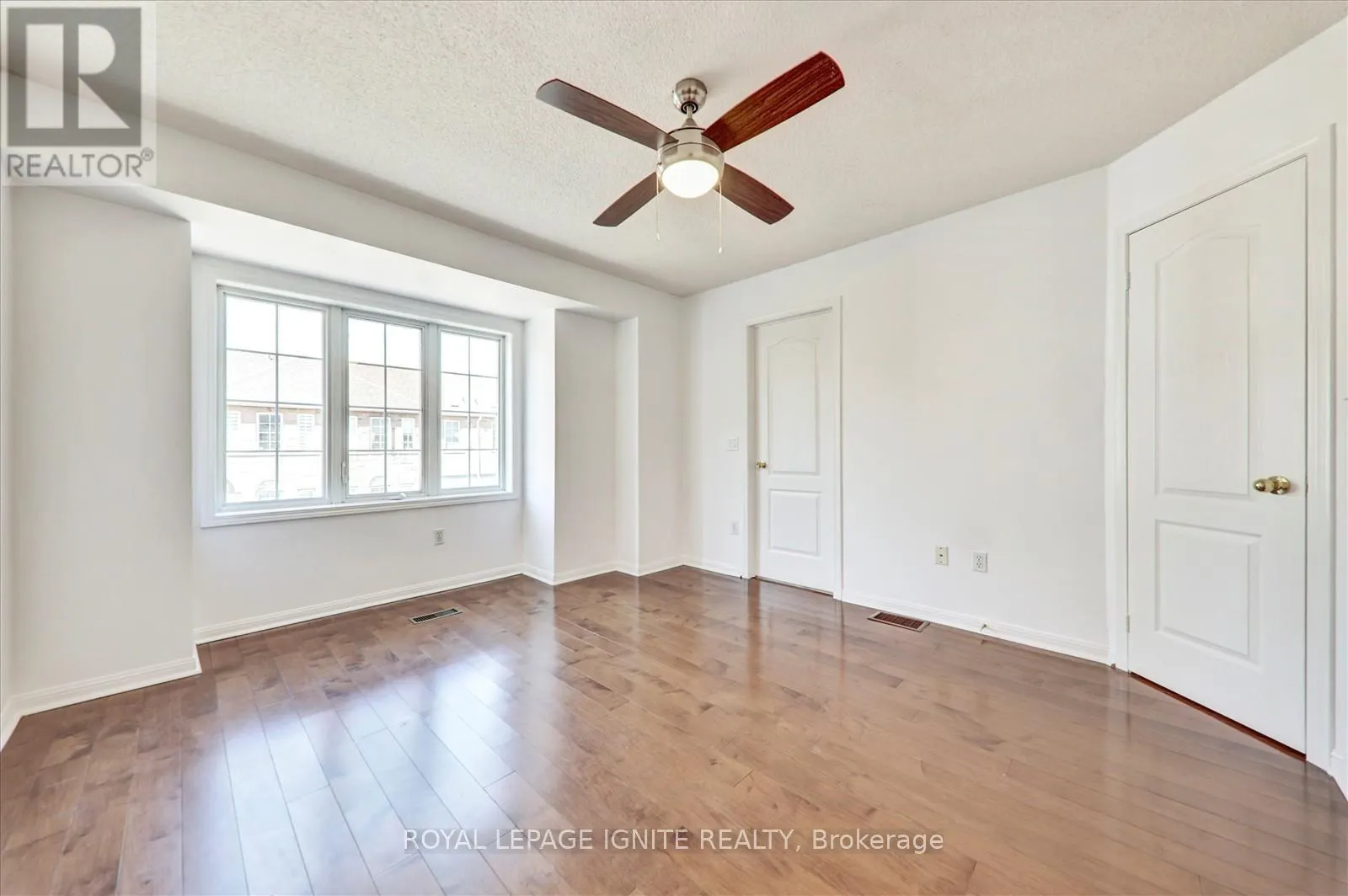 49 - 80 ACORN PLACE