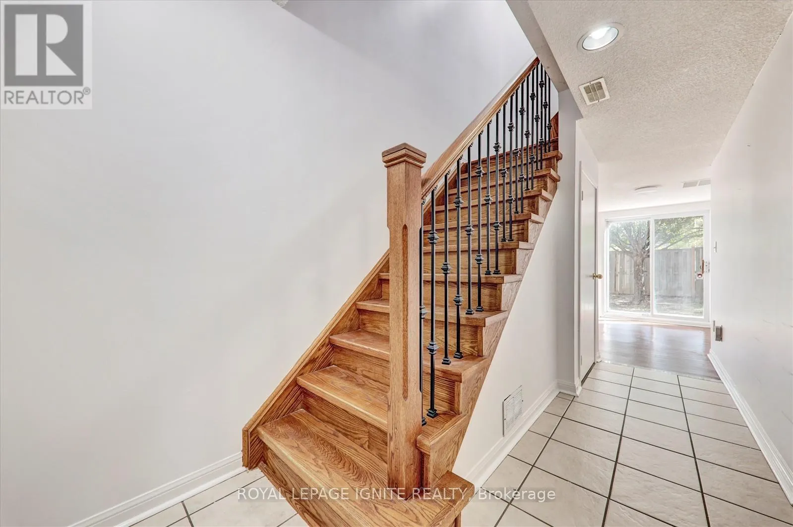 49 - 80 ACORN PLACE