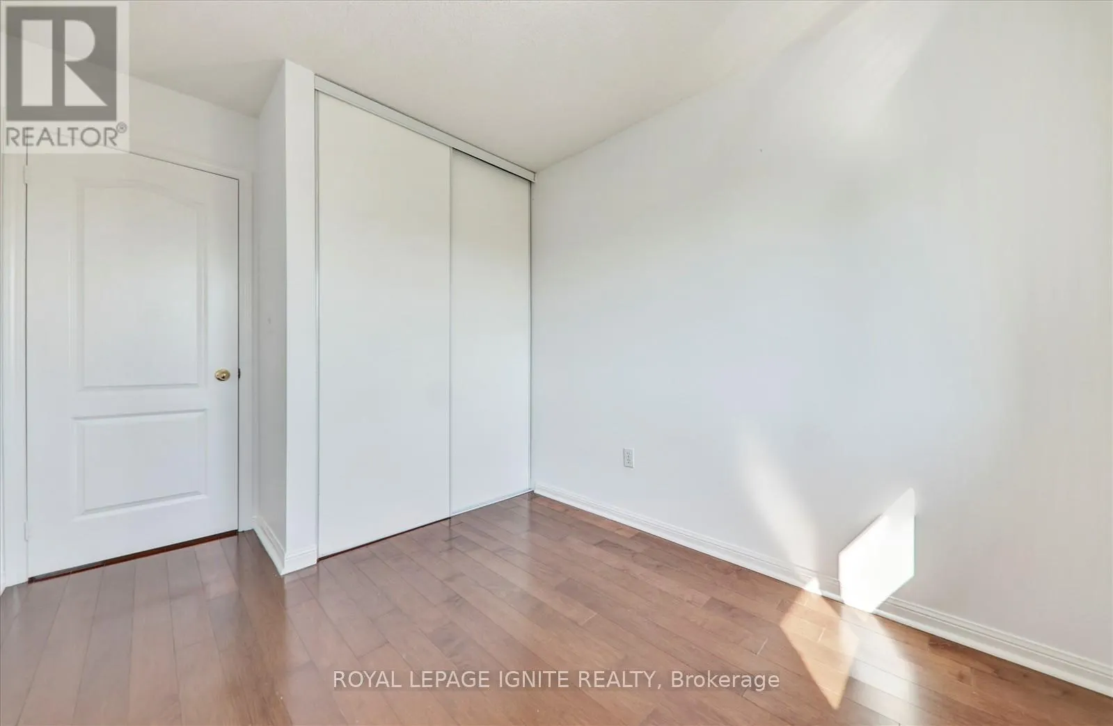 49 - 80 ACORN PLACE