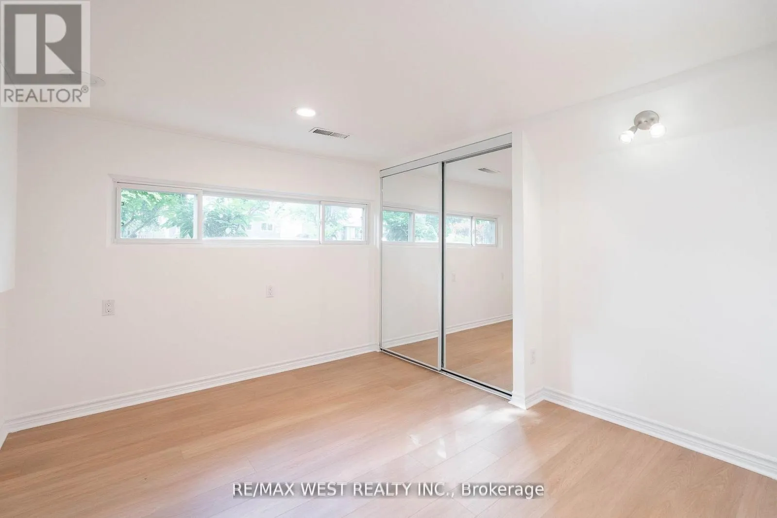 BASEMENT - 75 WRIGHT CRESCENT