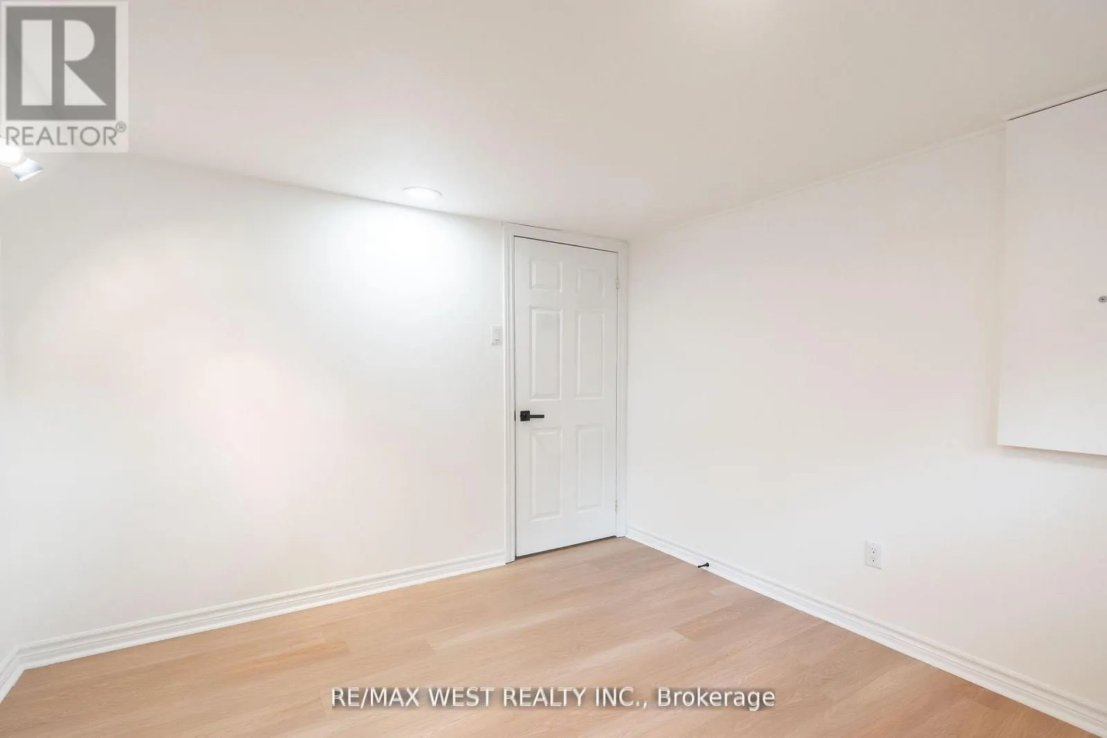 BASEMENT - 75 WRIGHT CRESCENT