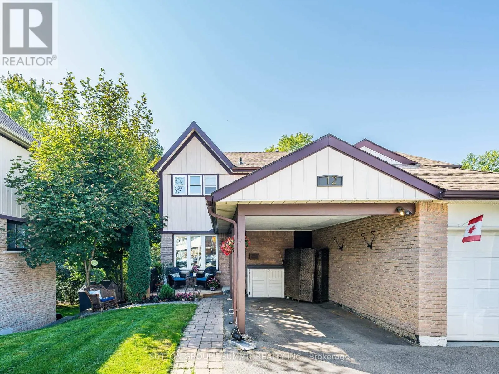 12 PONTIAC COURT