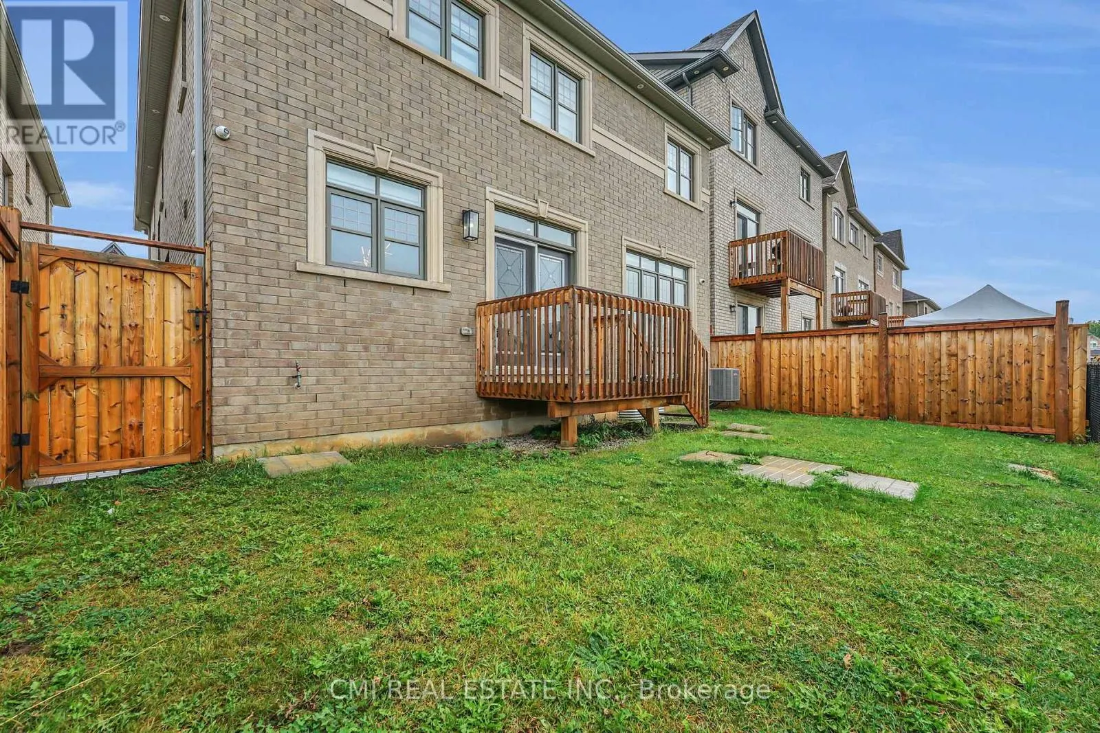 22 WAINWRIGHT DRIVE