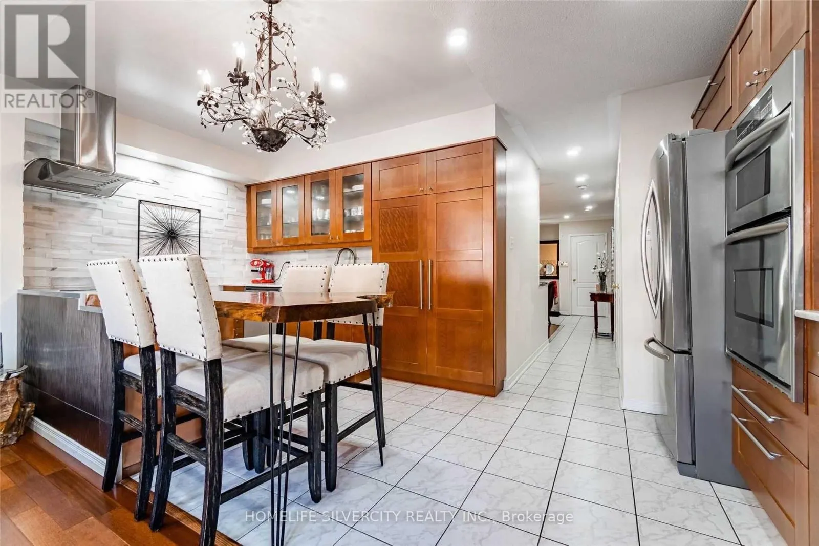 103 BUNCHBERRY WAY