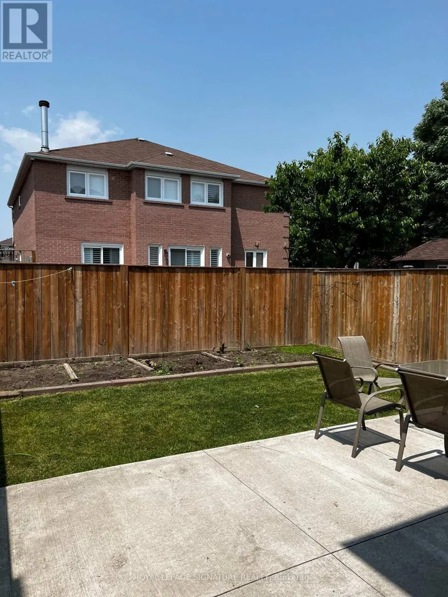633 MIRAGE PLACE
