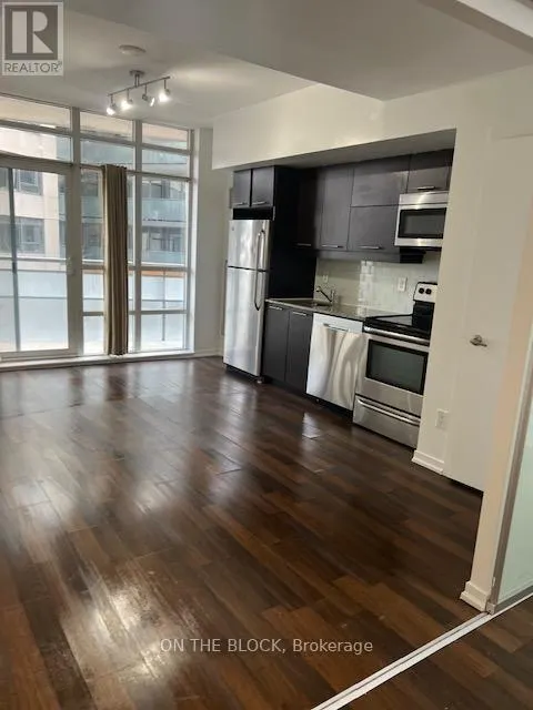 302 - 38 JOE SHUSTER WAY