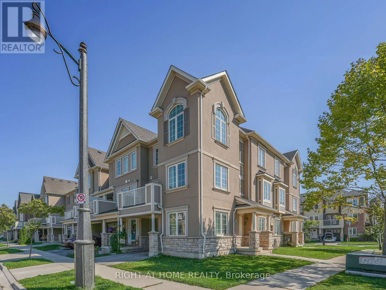 337 ELLEN DAVIDSON DRIVE