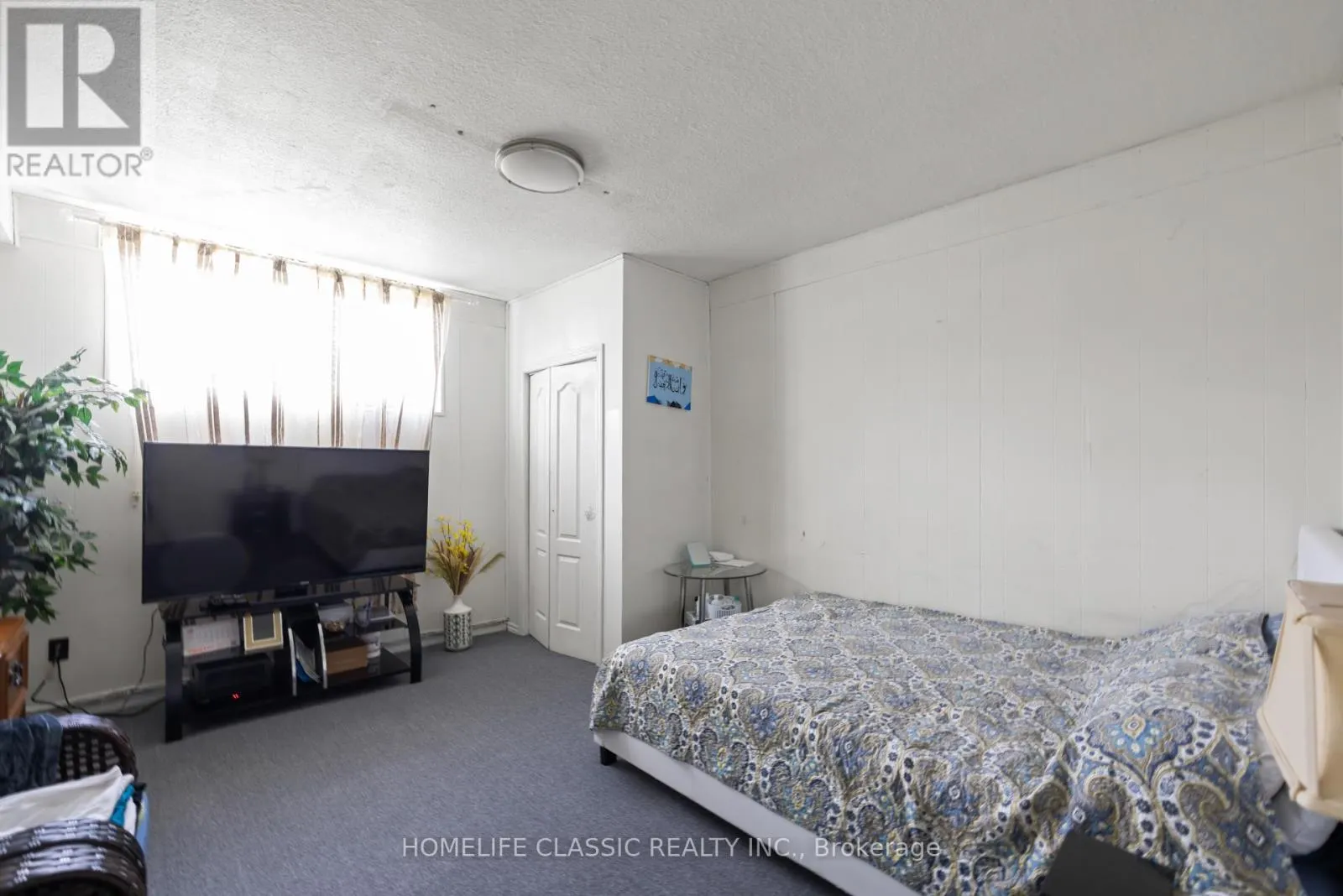 83 JOHN GARLAND BOULEVARD
