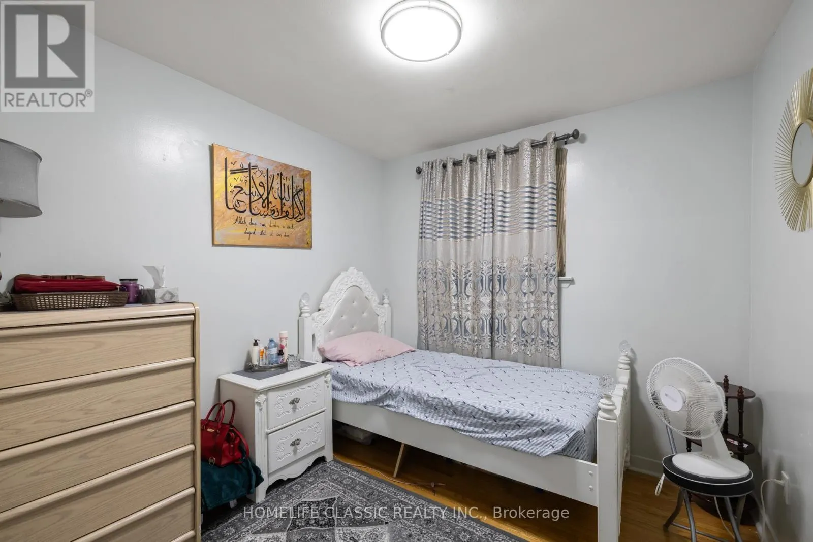 83 JOHN GARLAND BOULEVARD