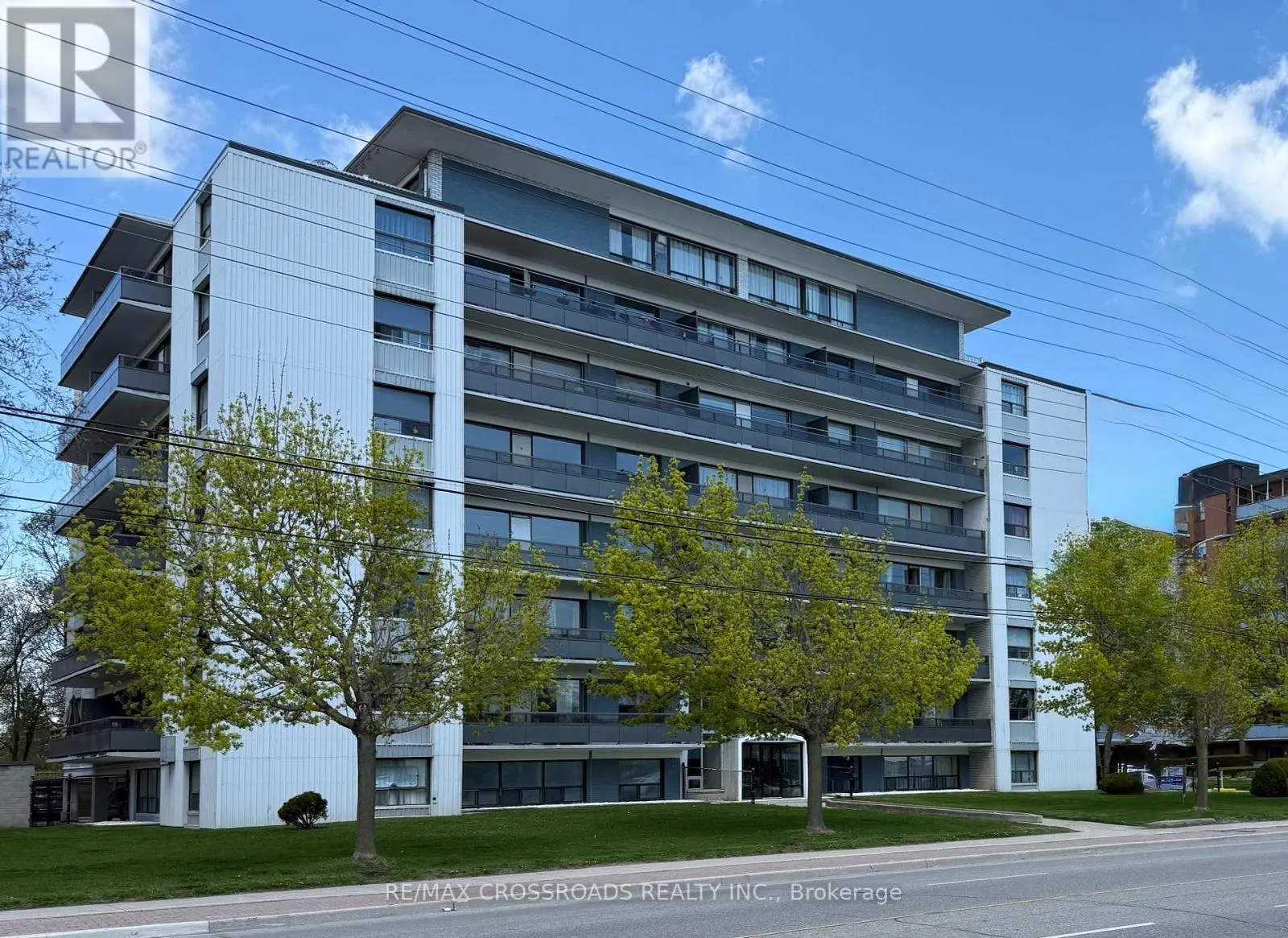 701 - 363 LAKESHORE ROAD E