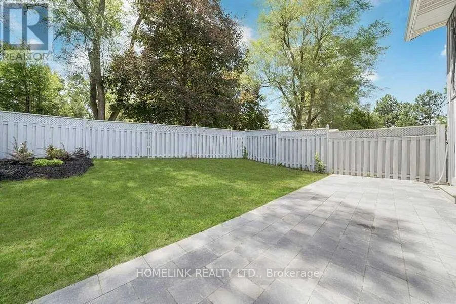 25 HERCULES COURT