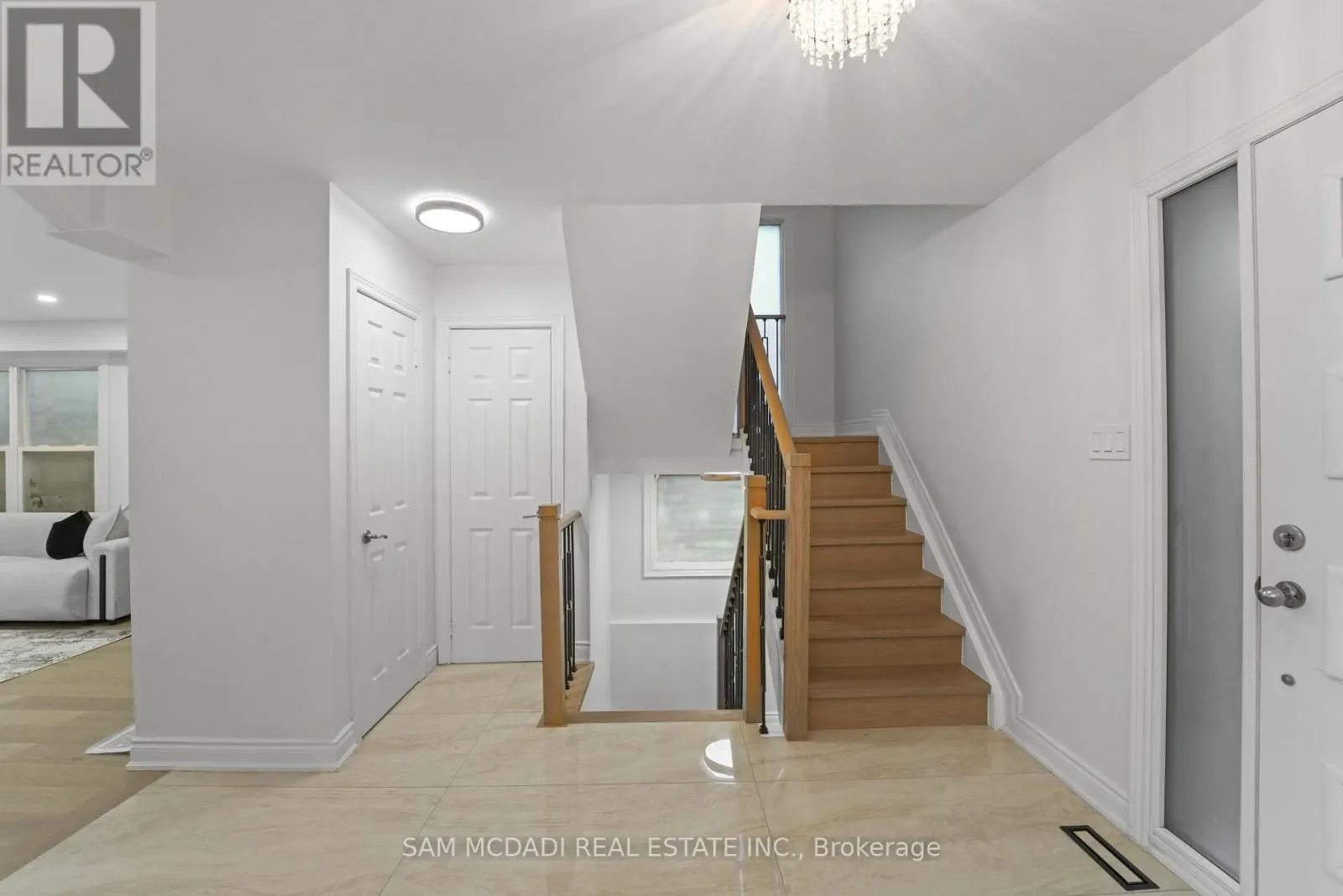 1409 LEFKAS COURT