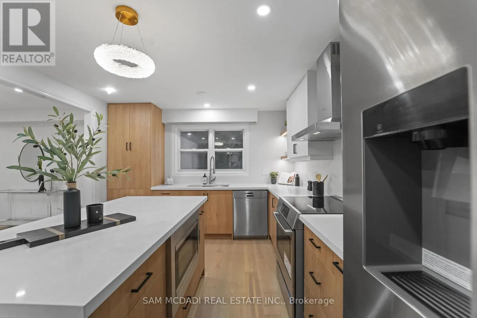 1409 LEFKAS COURT