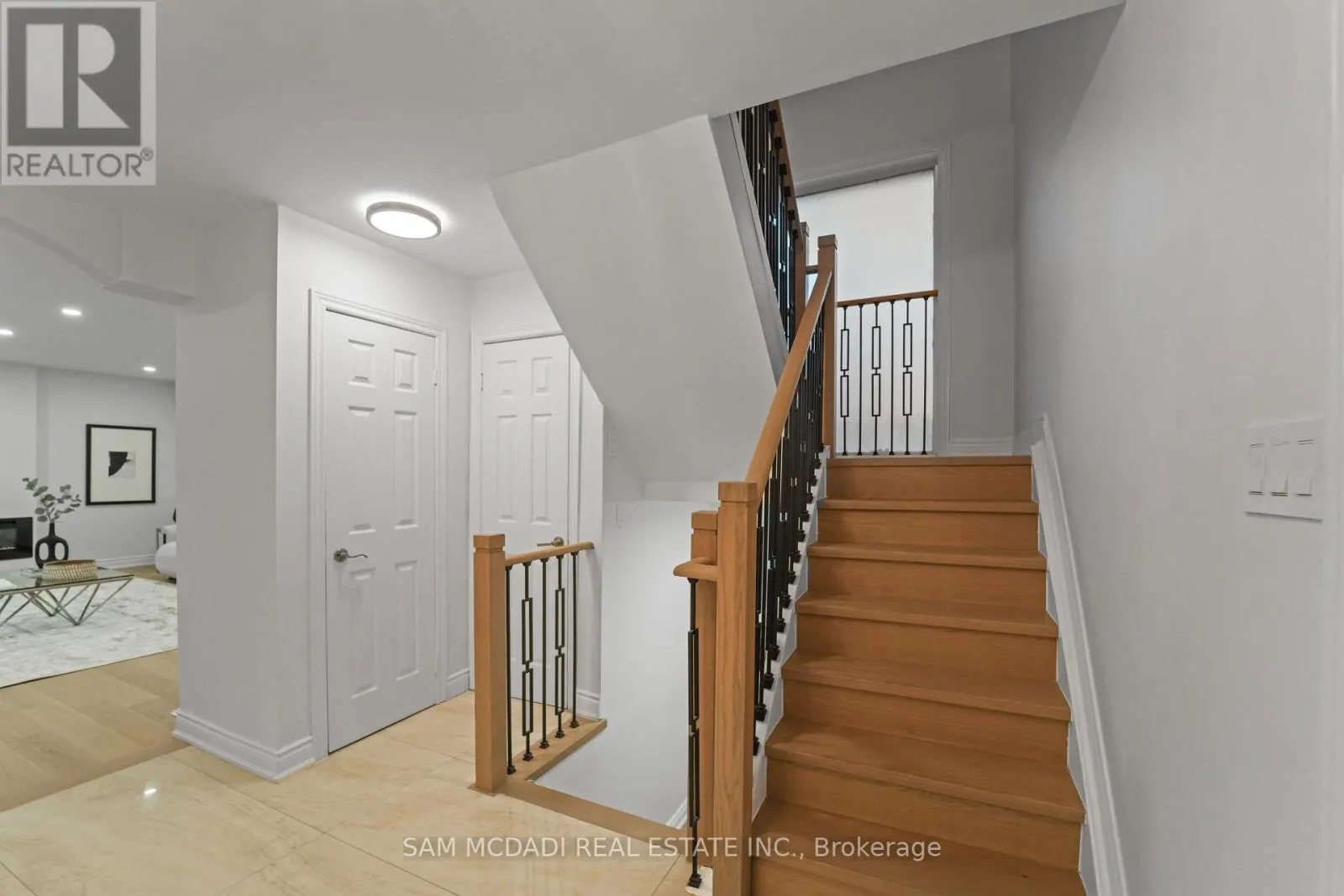 1409 LEFKAS COURT
