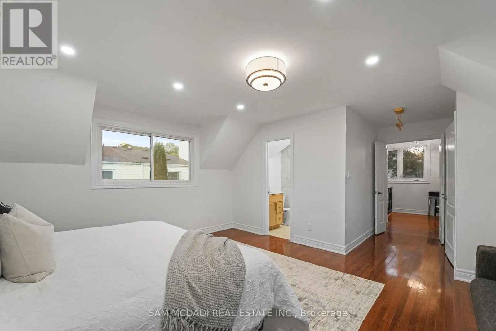 1409 LEFKAS COURT