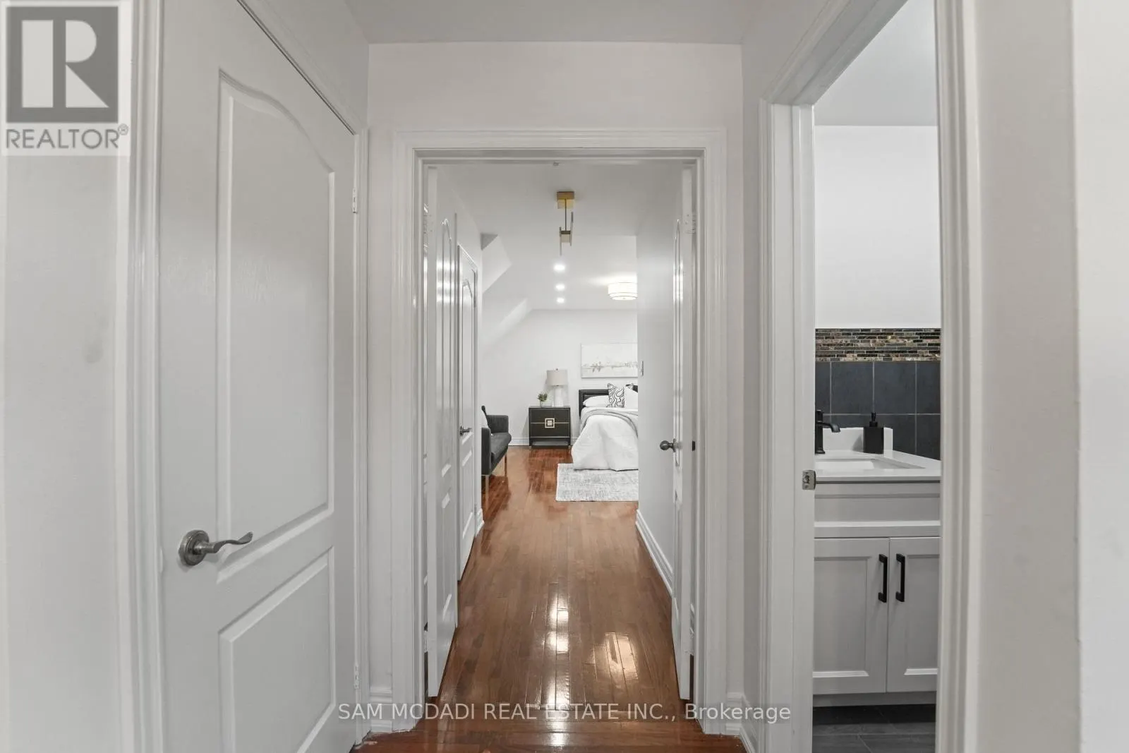 1409 LEFKAS COURT