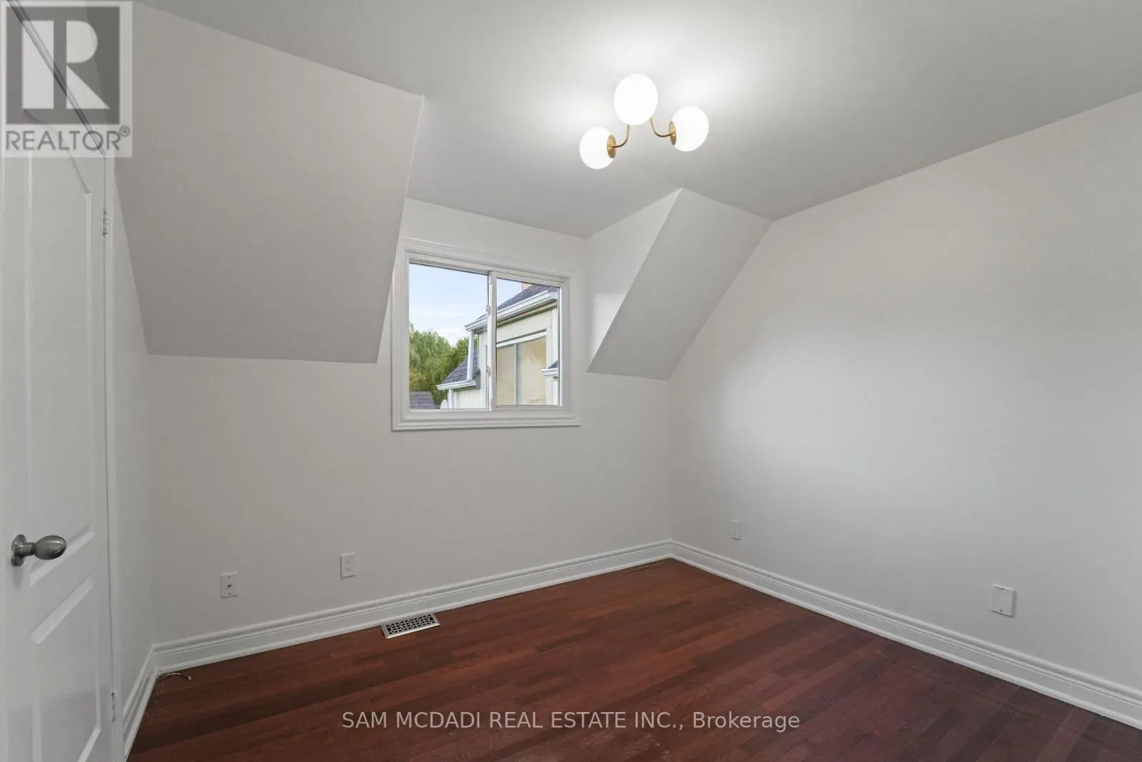 1409 LEFKAS COURT