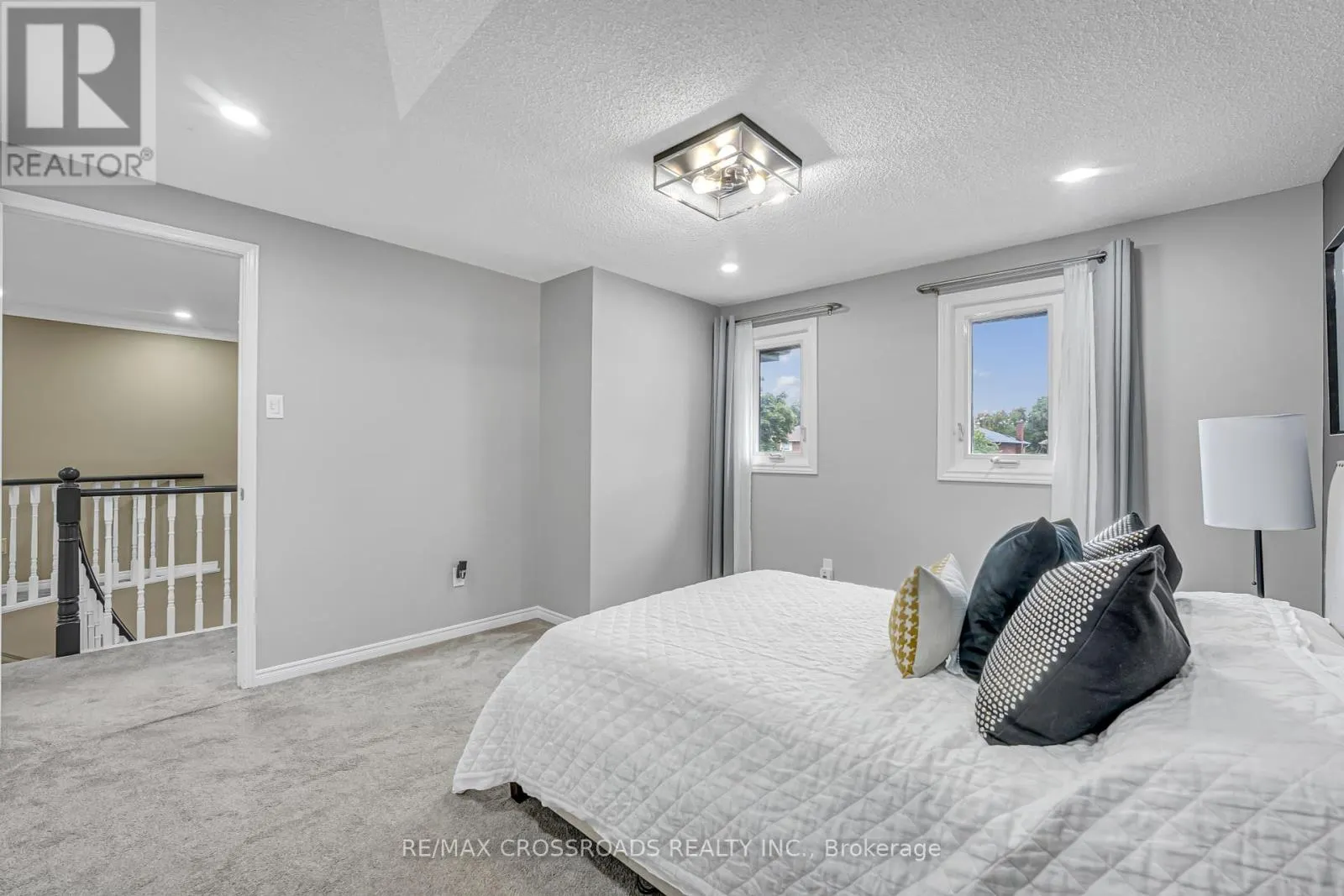 75 BARR CRESCENT