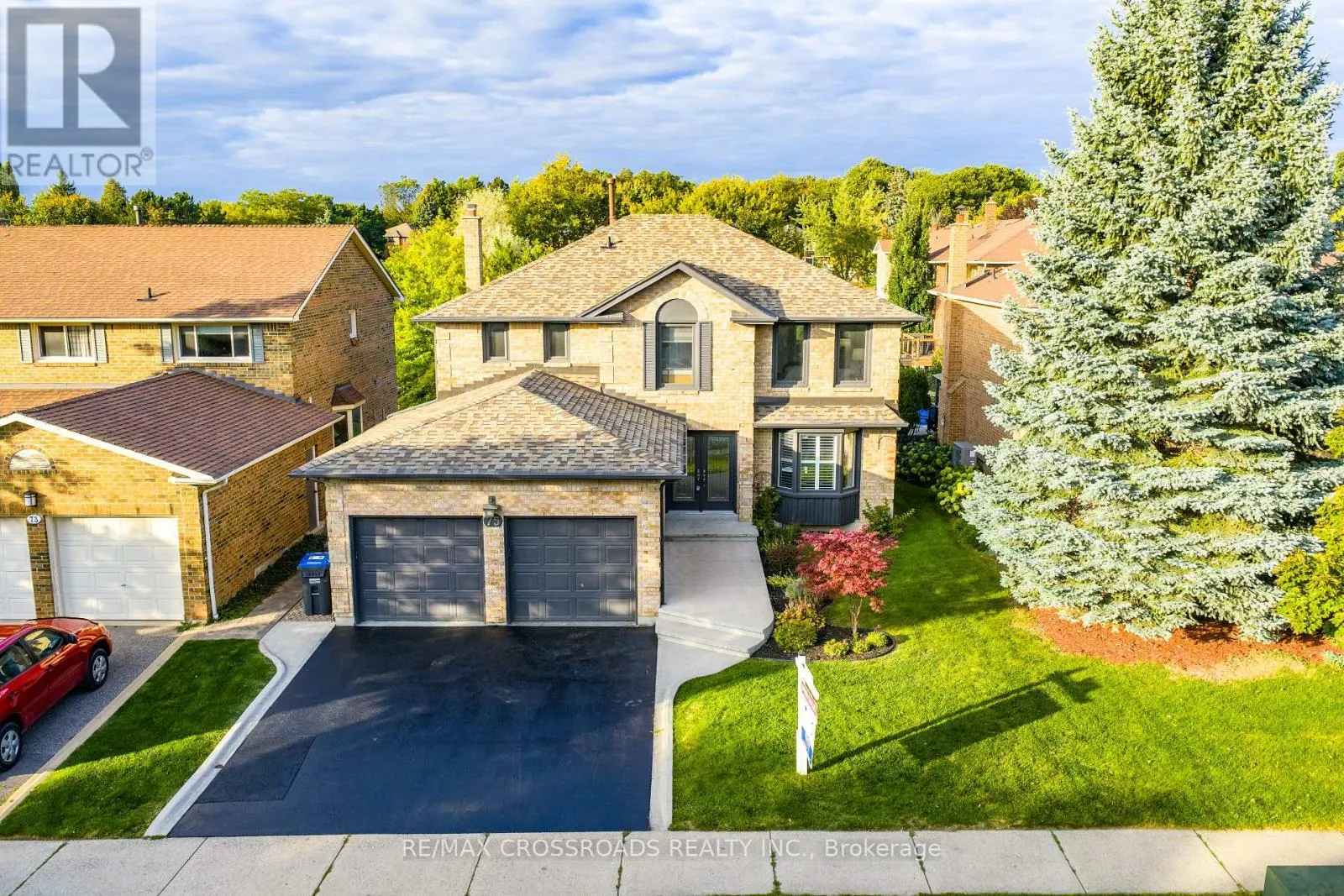75 BARR CRESCENT
