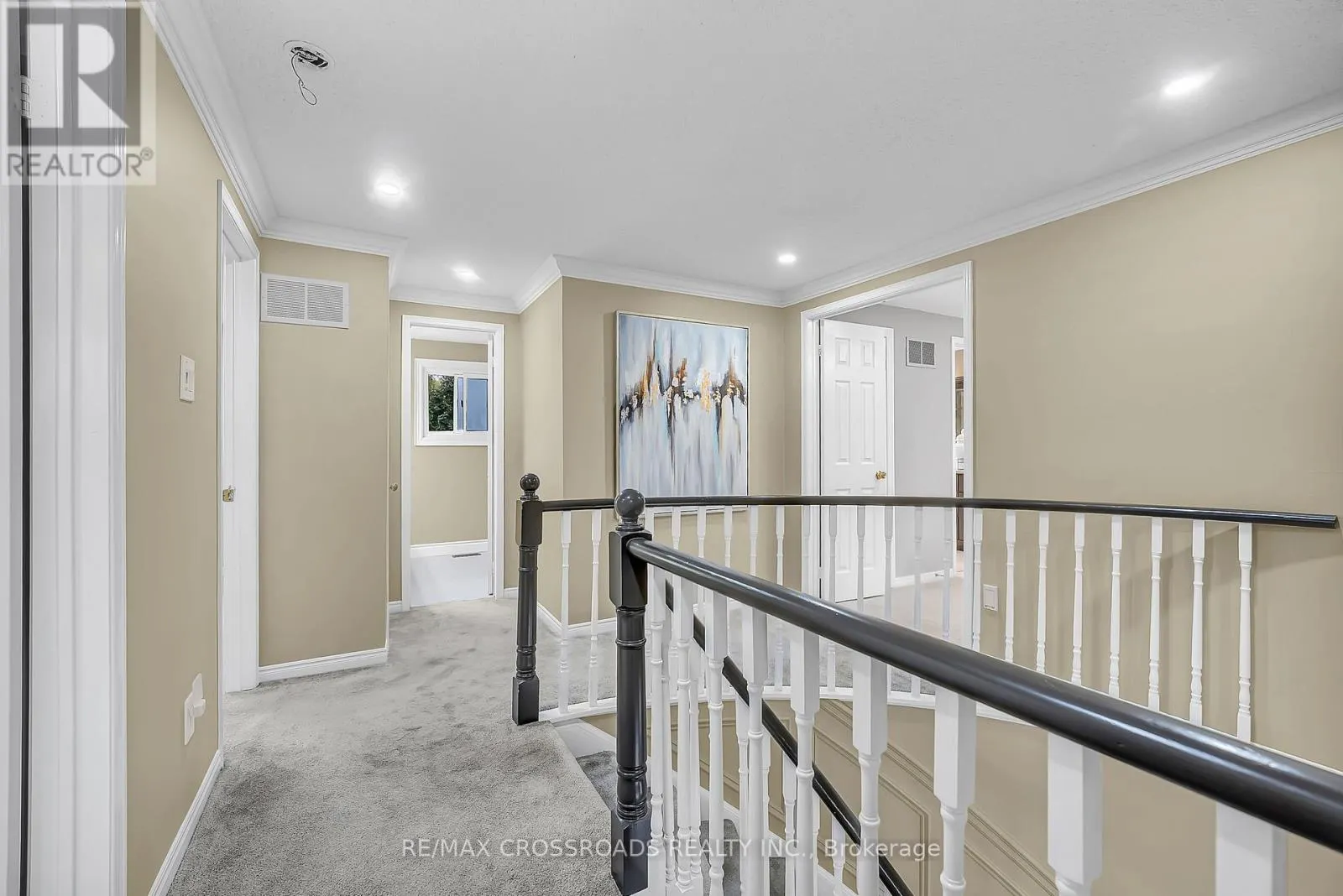 75 BARR CRESCENT