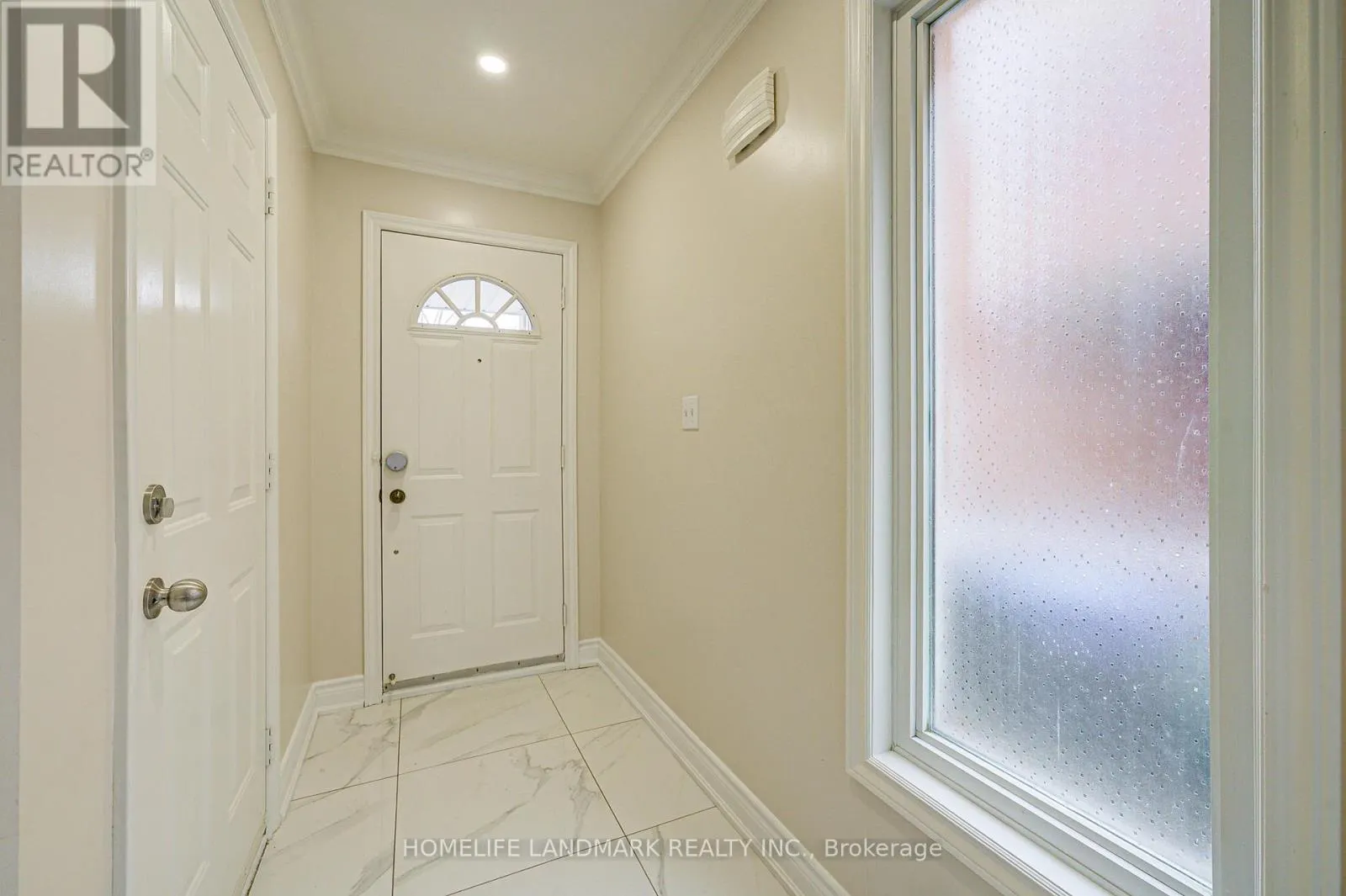 1141 FOXGLOVE PLACE