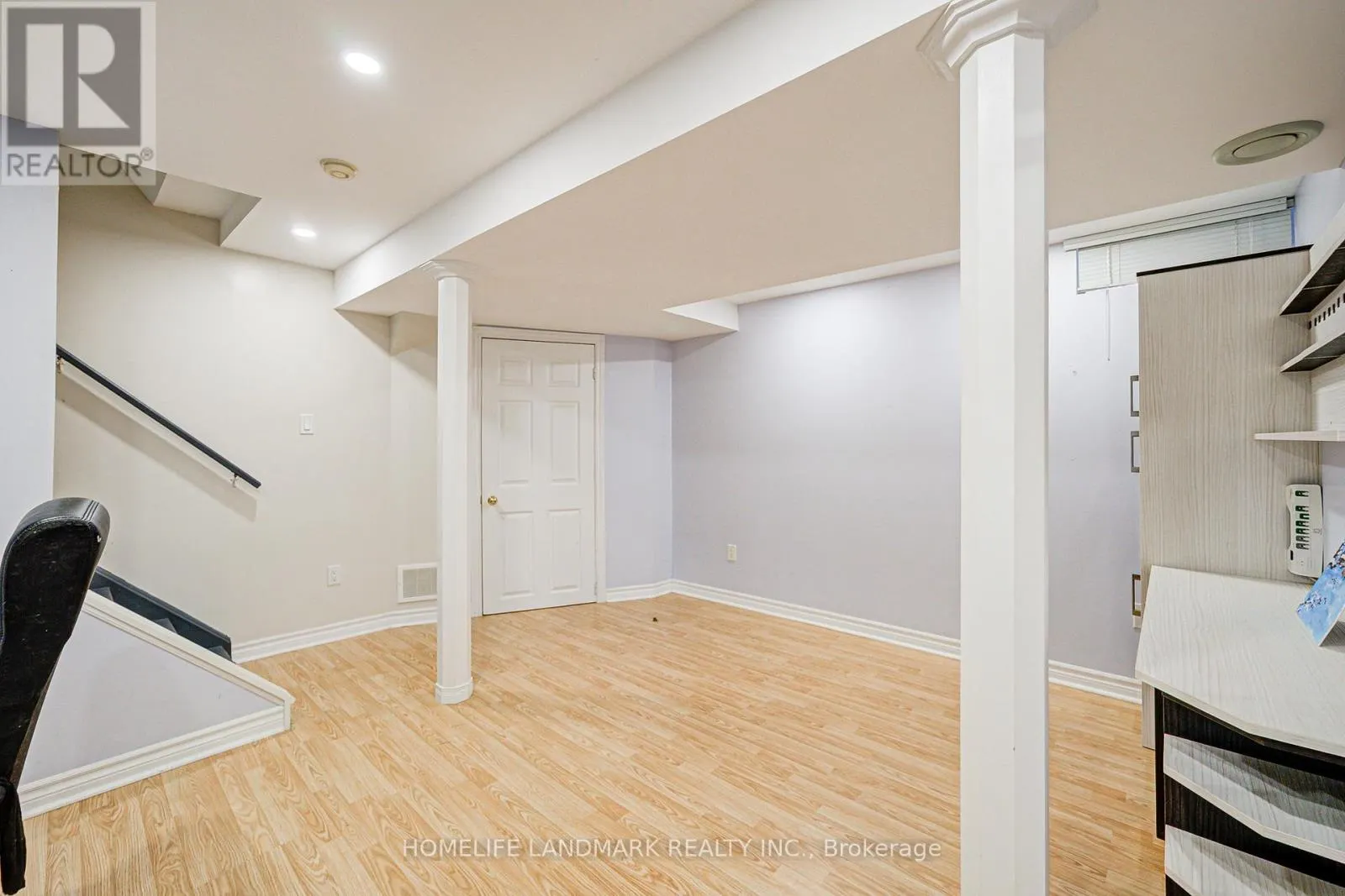 1141 FOXGLOVE PLACE
