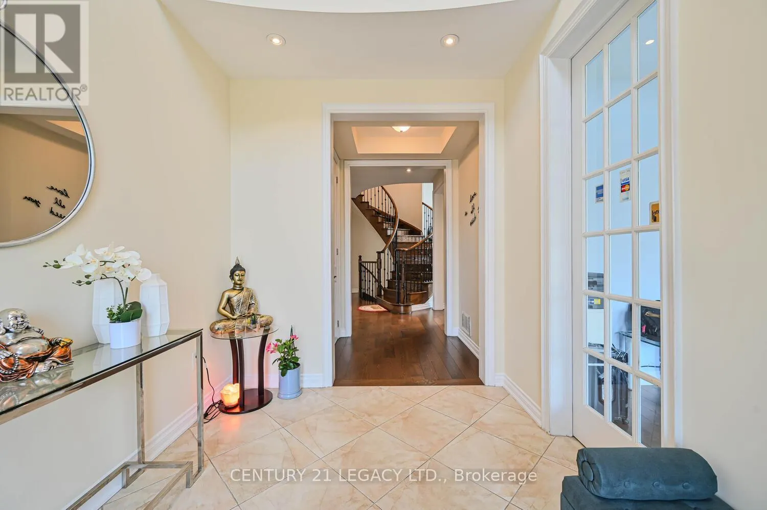 34 CANNINGTON CRESCENT