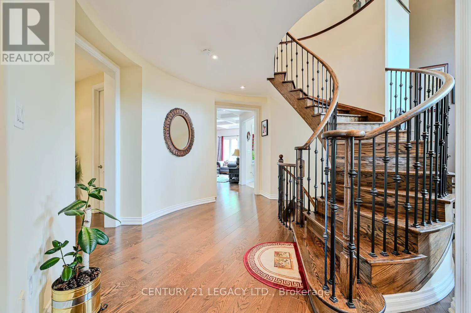 34 CANNINGTON CRESCENT
