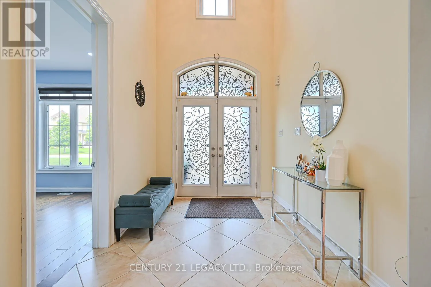 34 CANNINGTON CRESCENT