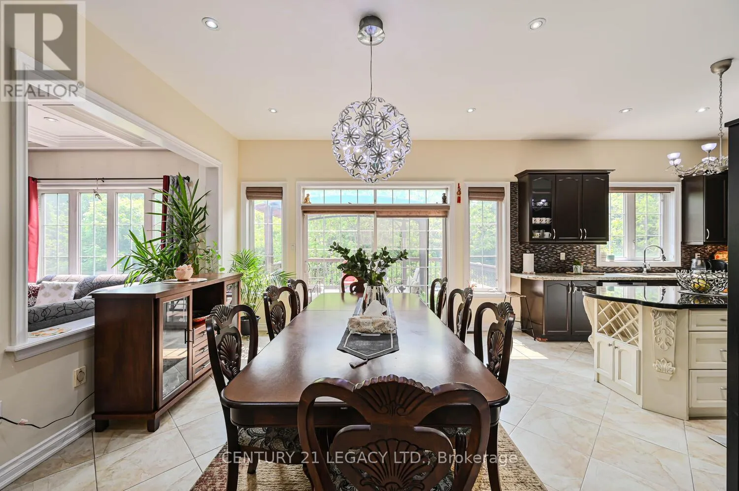 34 CANNINGTON CRESCENT