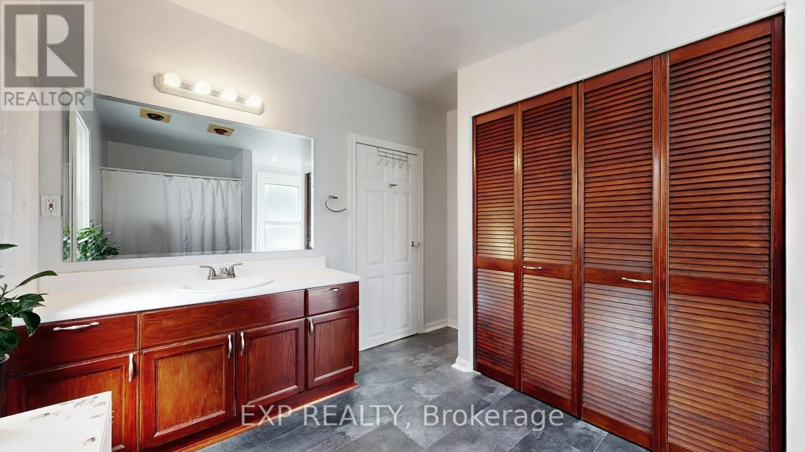 59 VANEVERY STREET