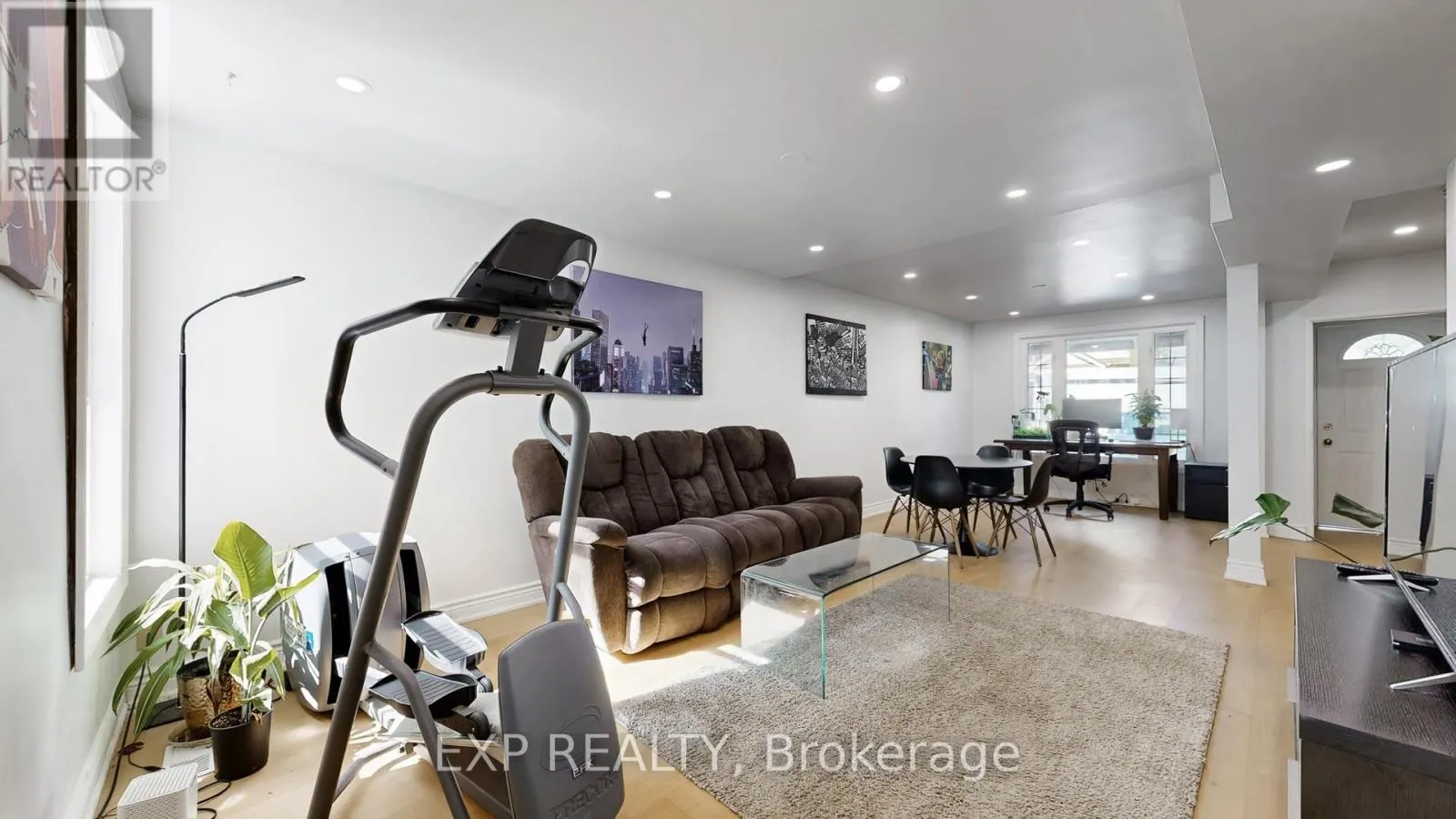 59 VANEVERY STREET