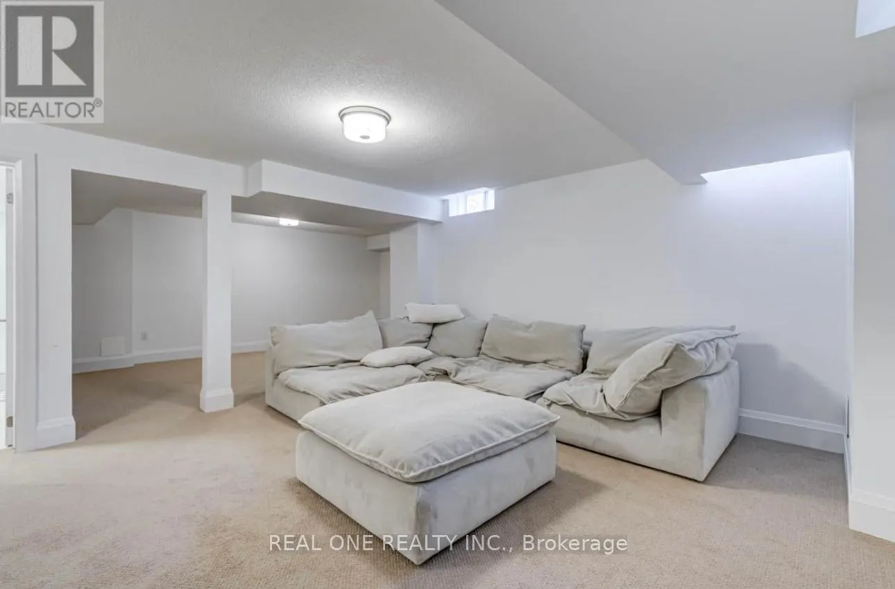 4157 HILLSBOROUGH CRESCENT