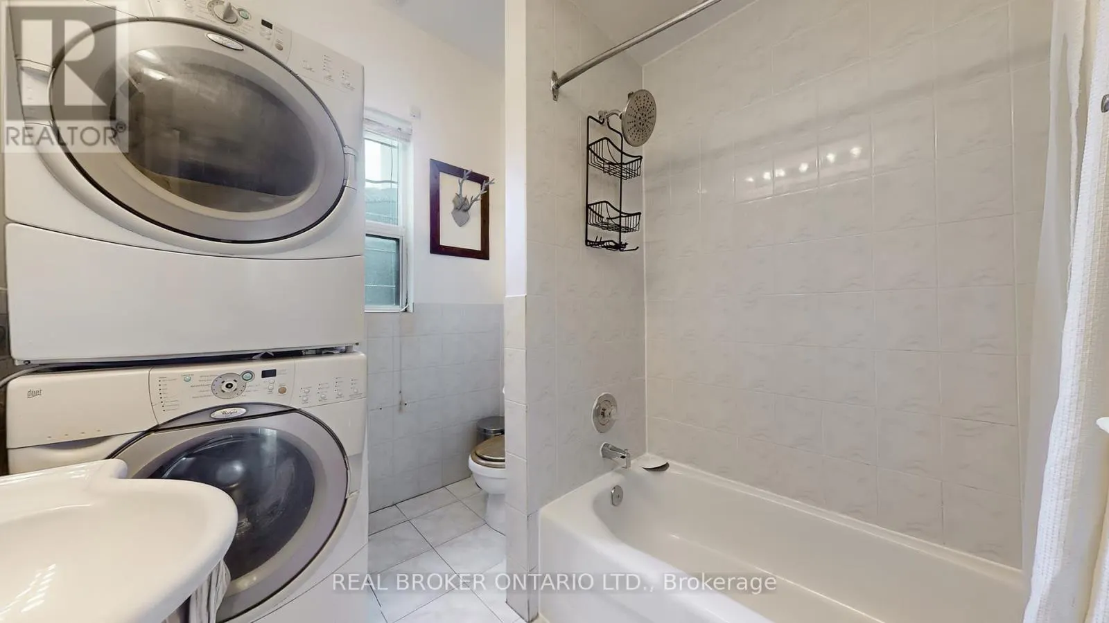 UPPER - 1016 BLOOR STREET W