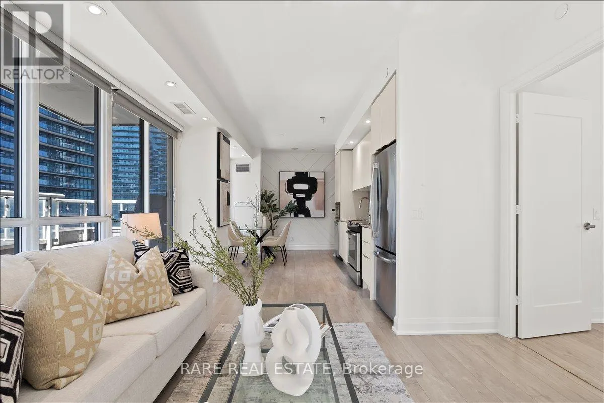 608 - 110 MARINE PARADE DRIVE